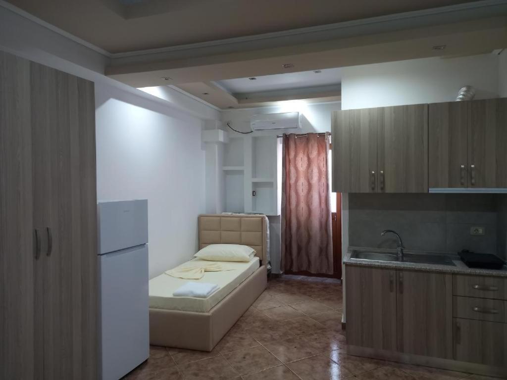Vlora Stay Appart hôtel *